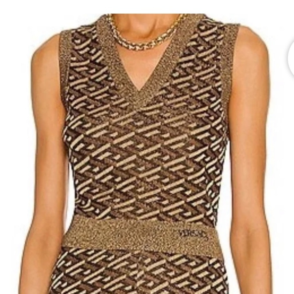 Versace v-neck multicolor monogram vest. Perfect condition!  NEW. Size 38 (2)